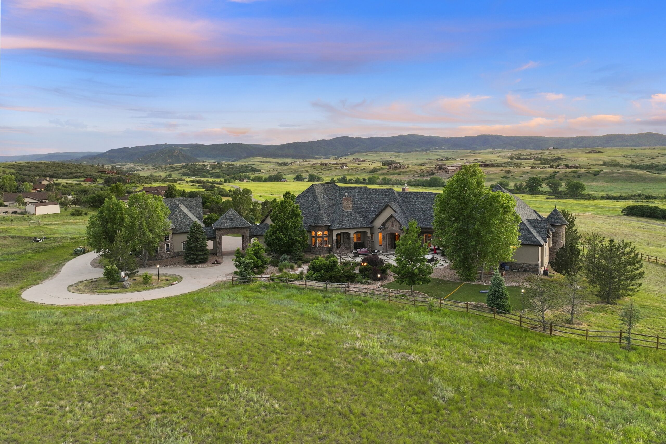 Kuna estates listing